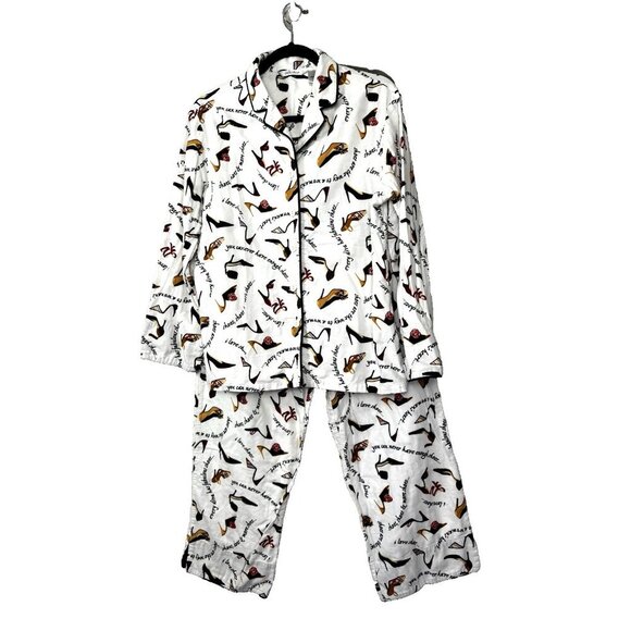 Delicates Designer Shoe Flannel M Pajama Set Red Leopard Nova Check Mobwife - Picture 1 of 16